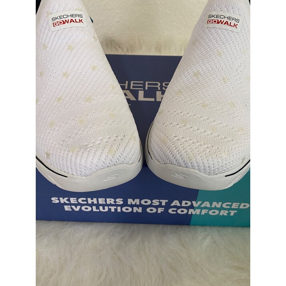 Skechers Women's GO Walk 7 Darcie Athletic Shoes 8.5 White Navy Red Comfort - Picture 7 of 8